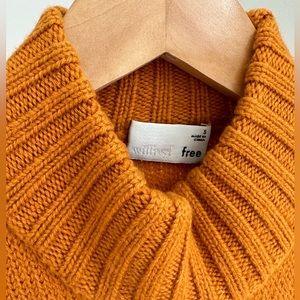 Wilfred / Burnt Orange Crop Sweater / Size S